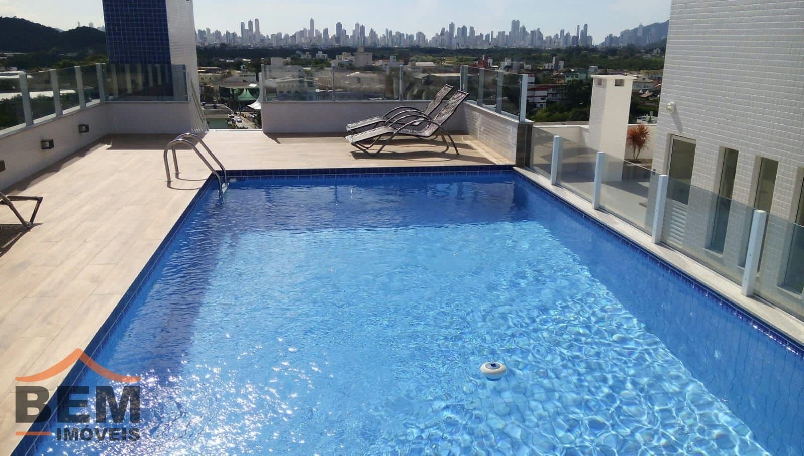 Apartamento para Venda com 2 quartos e 77m² no bairro Centro, em Camboriú