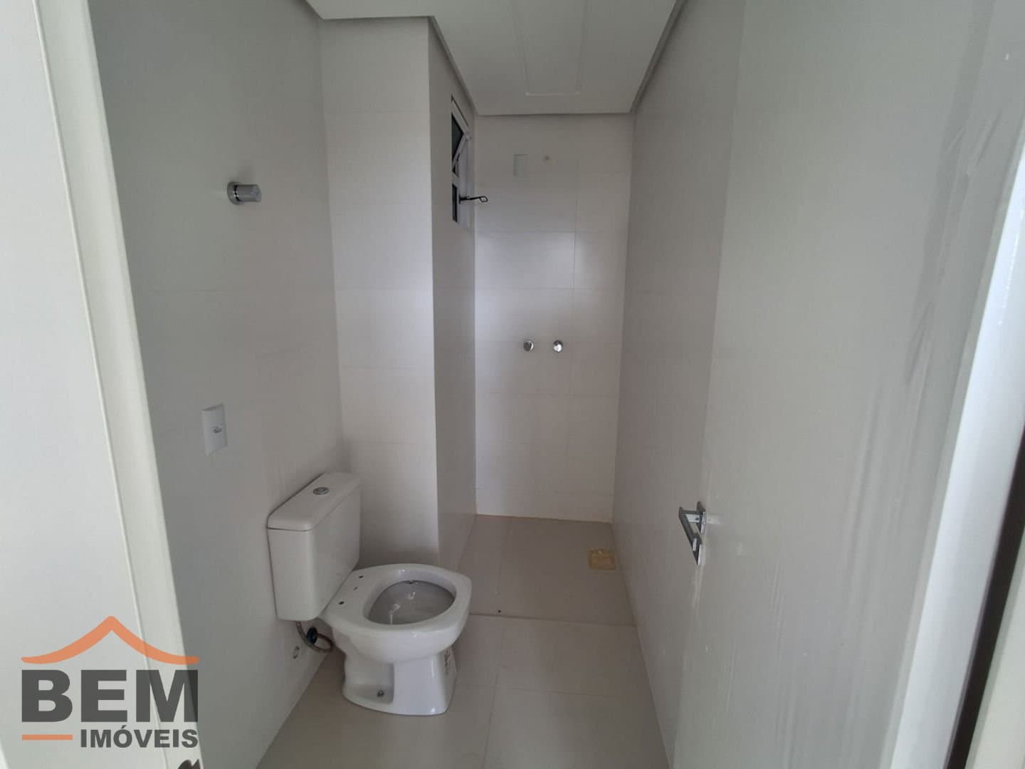 Apartamento para Venda com 2 quartos e 77m² no bairro Centro, em Camboriú