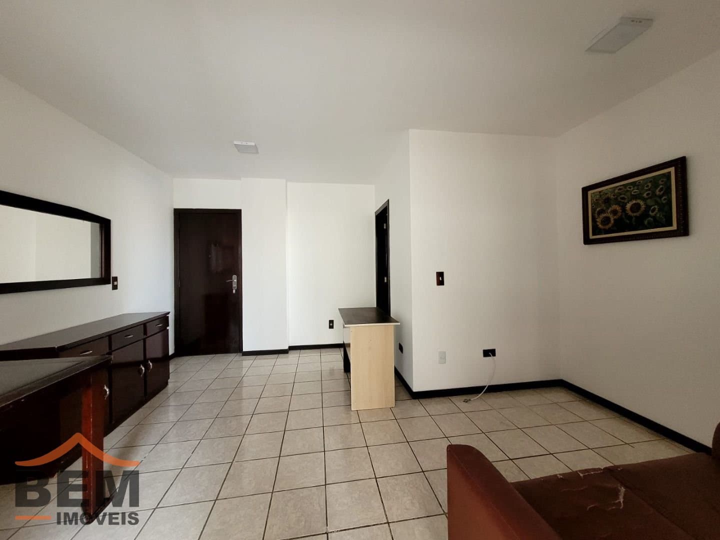 Apartamento para Locação com 2 quartos e 68m² no bairro Centro, em Itajaí