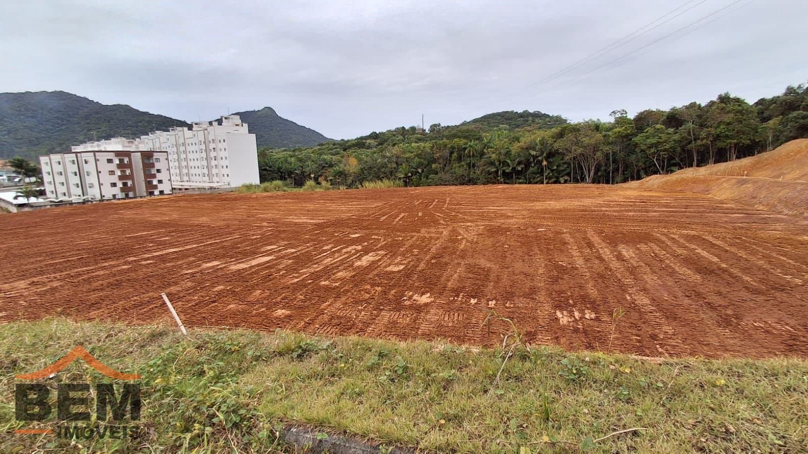 Terreno para Venda no bairro Várzea do Ranchinho, em Camboriú