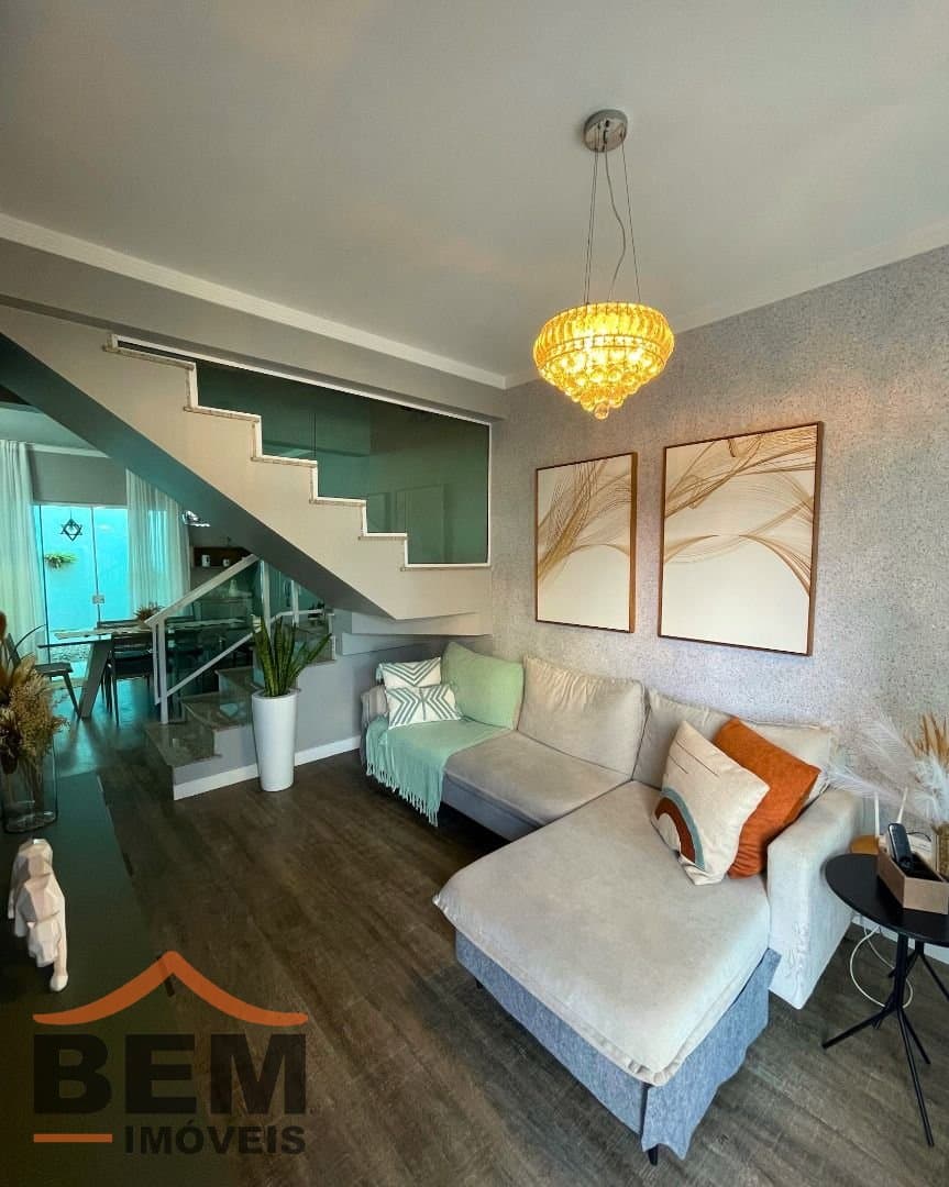 Casa para Venda com 3 quartos e 164m² no bairro Dom Bosco, em Itajaí