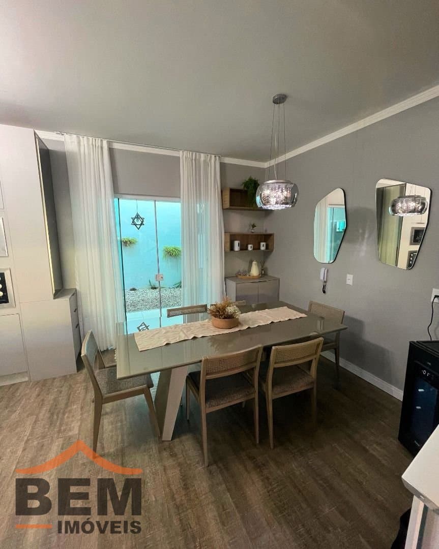 Casa para Venda com 3 quartos e 164m² no bairro Dom Bosco, em Itajaí