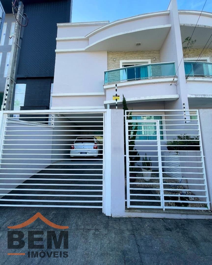 Casa para Venda com 3 quartos e 164m² no bairro Dom Bosco, em Itajaí