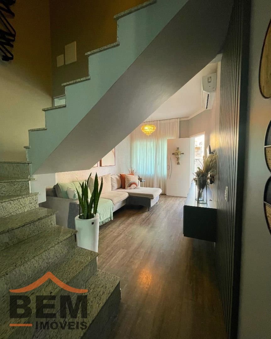 Casa para Venda com 3 quartos e 164m² no bairro Dom Bosco, em Itajaí