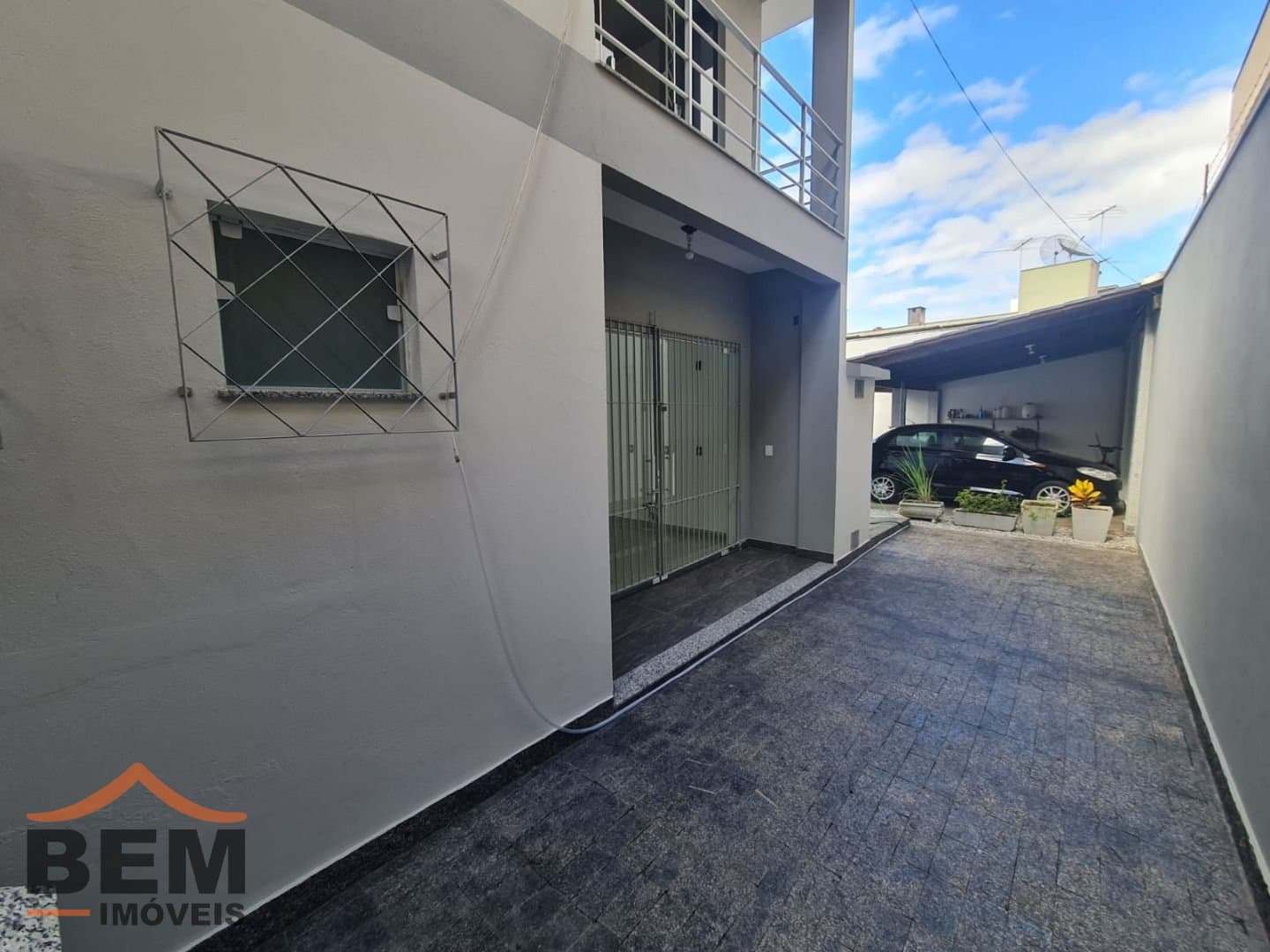 Casa para Venda com 2 quartos e 327m² no bairro Centro, em Camboriú