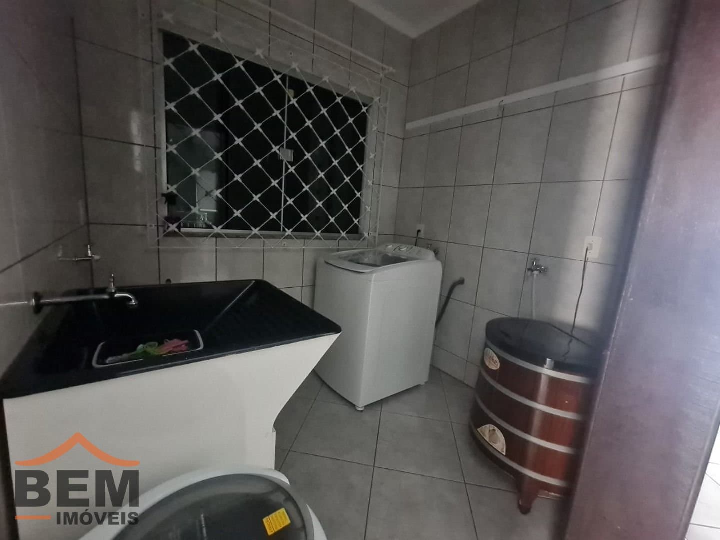 Casa para Venda com 2 quartos e 327m² no bairro Centro, em Camboriú