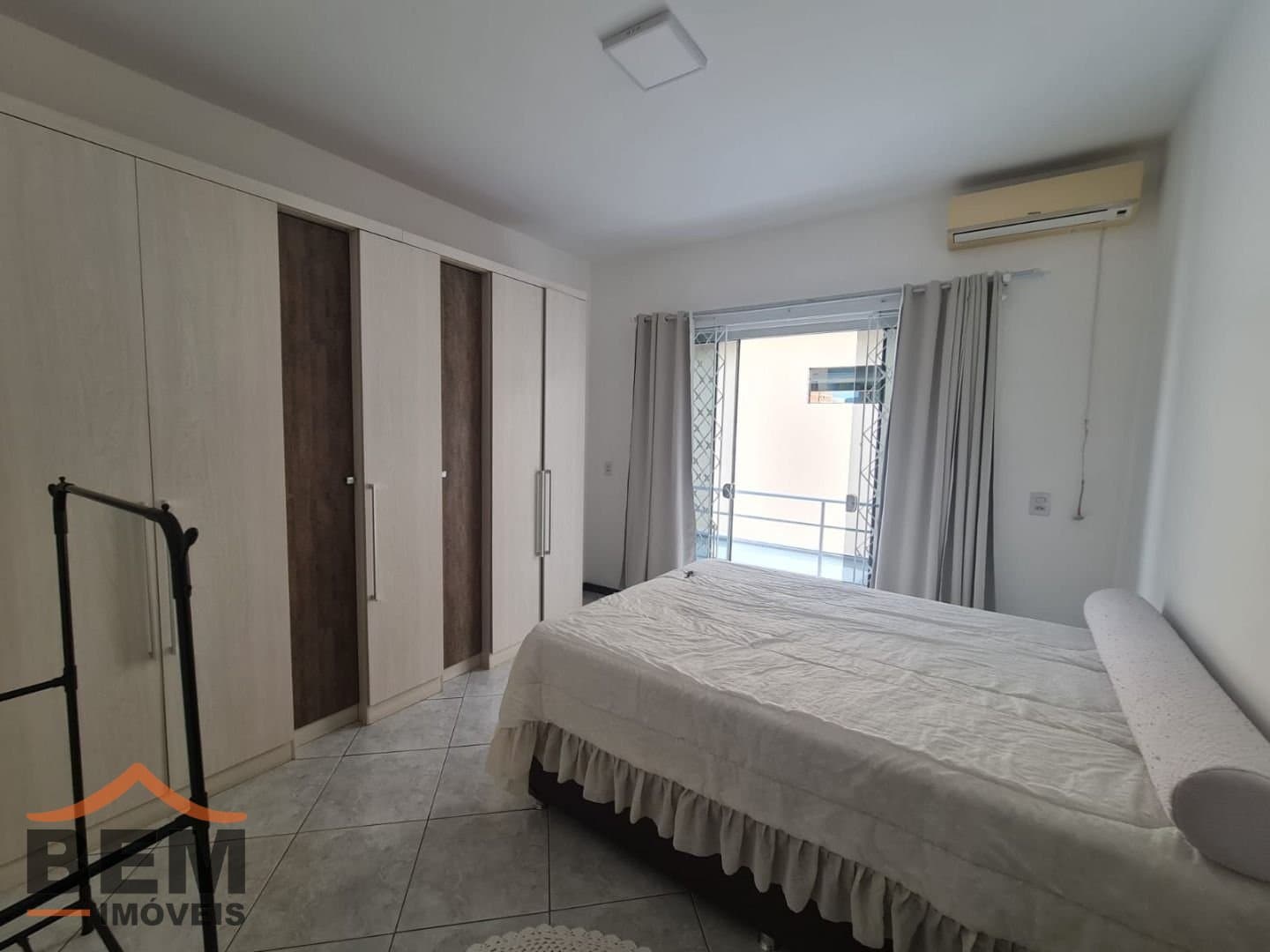 Casa para Venda com 2 quartos e 327m² no bairro Centro, em Camboriú