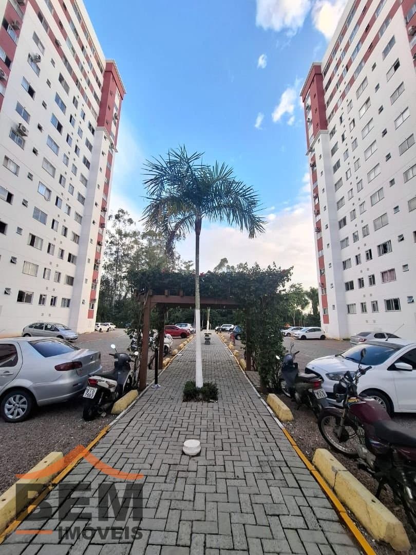 Apartamento com 2 quartos e 49m² no bairro Carvalho, em Itajaí