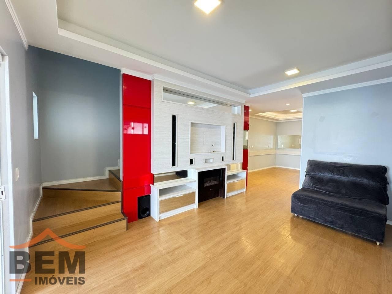 Casa para Venda com 3 quartos e 183m² no bairro Santa Regina, em Camboriú