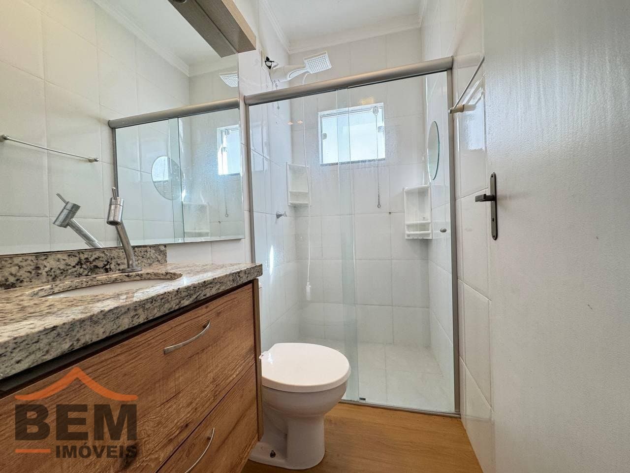 Casa para Venda com 3 quartos e 183m² no bairro Santa Regina, em Camboriú