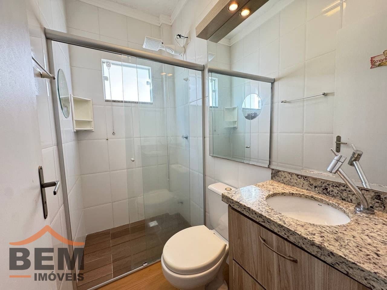 Casa para Venda com 3 quartos e 183m² no bairro Santa Regina, em Camboriú