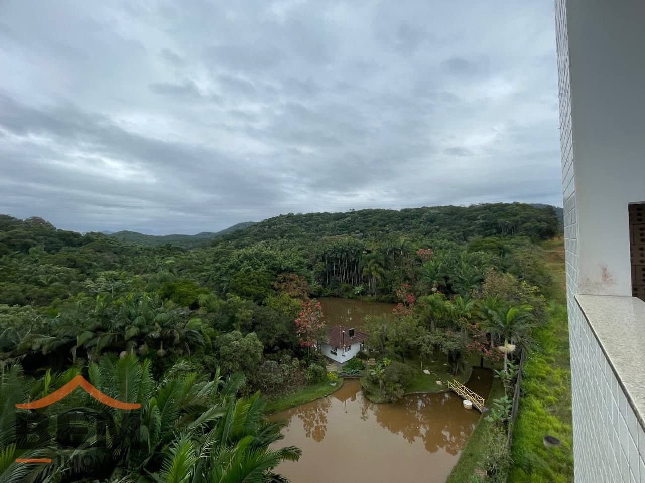 Apartamento para Venda com 2 quartos e 81m² no bairro Monte Alegre, em Camboriú