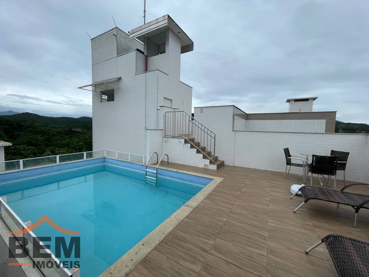 Apartamento para Venda com 2 quartos e 81m² no bairro Várzea do Ranchinho, em Camboriú