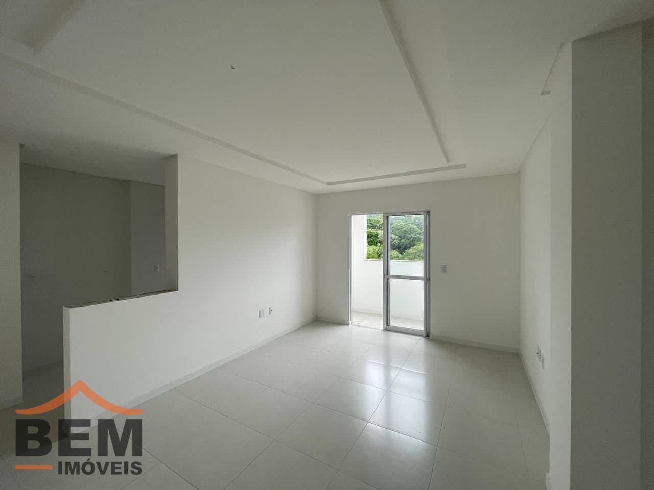 Apartamento para Venda com 2 quartos e 81m² no bairro Várzea do Ranchinho, em Camboriú