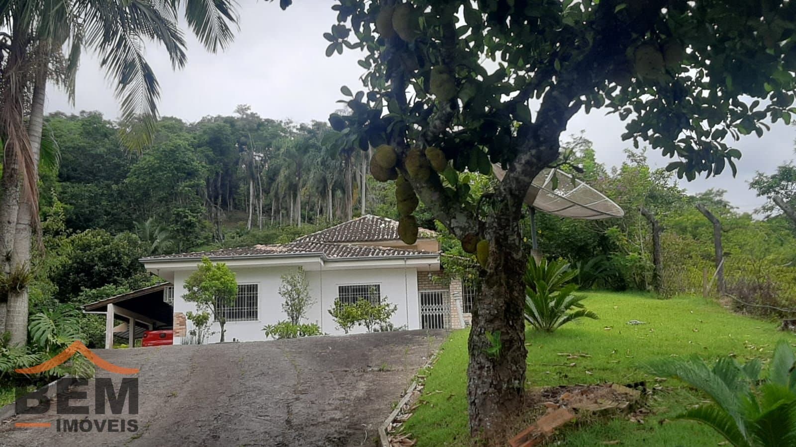 Chácara para Venda com 8 quartos e 200m² no bairro Espinheiros, em Itajaí