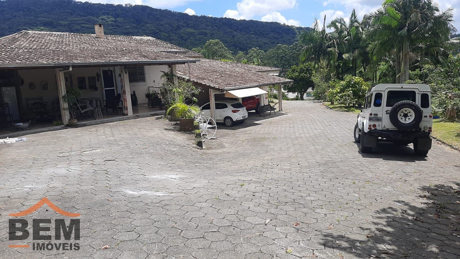 Chácara para Venda com 8 quartos e 200m² no bairro Espinheiros, em Itajaí