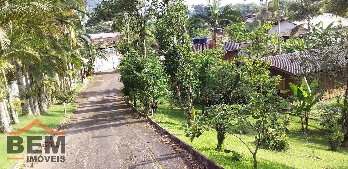 Chácara para Venda com 8 quartos e 200m² no bairro Espinheiros, em Itajaí