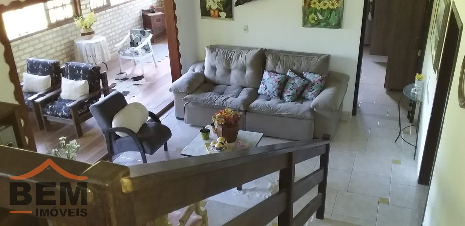 Chácara para Venda com 8 quartos e 200m² no bairro Espinheiros, em Itajaí