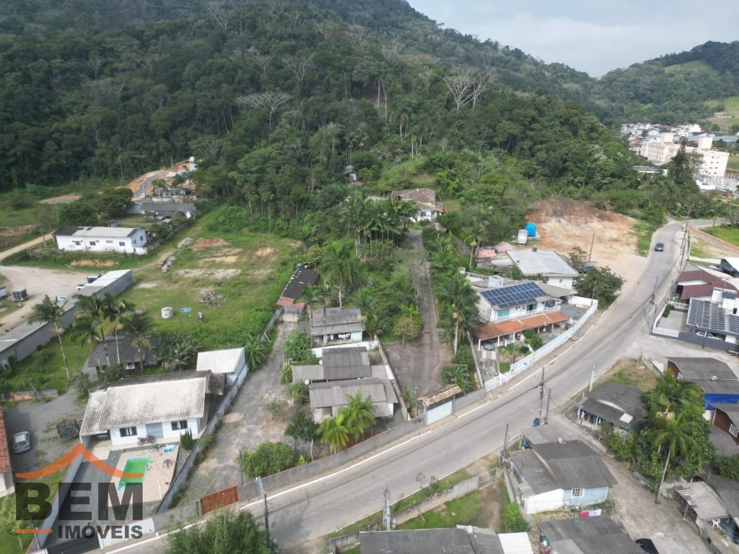 Chácara para Venda com 8 quartos e 200m² no bairro Espinheiros, em Itajaí