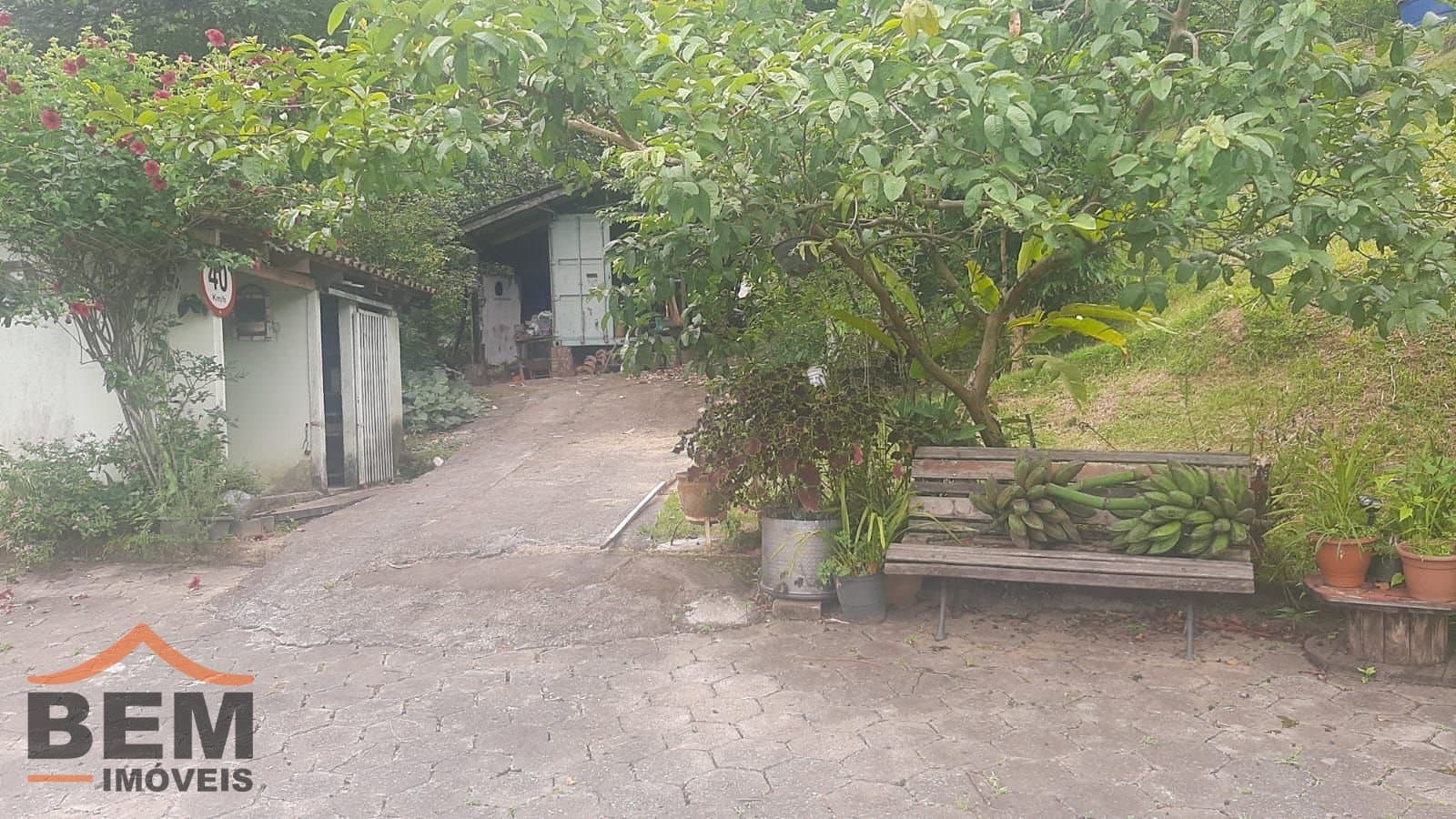 Chácara para Venda com 8 quartos e 200m² no bairro Espinheiros, em Itajaí