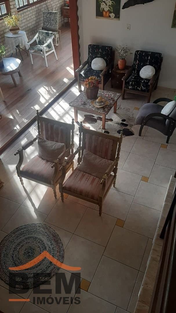 Chácara para Venda com 8 quartos e 200m² no bairro Espinheiros, em Itajaí