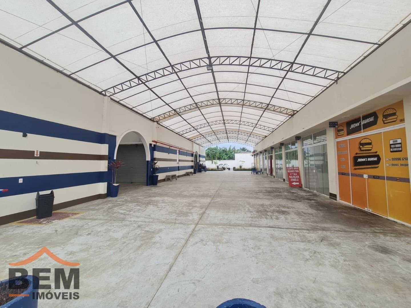 Salas/Conjuntos para Locação com 20m² no bairro Cedros, em Camboriú: 02- VISTA