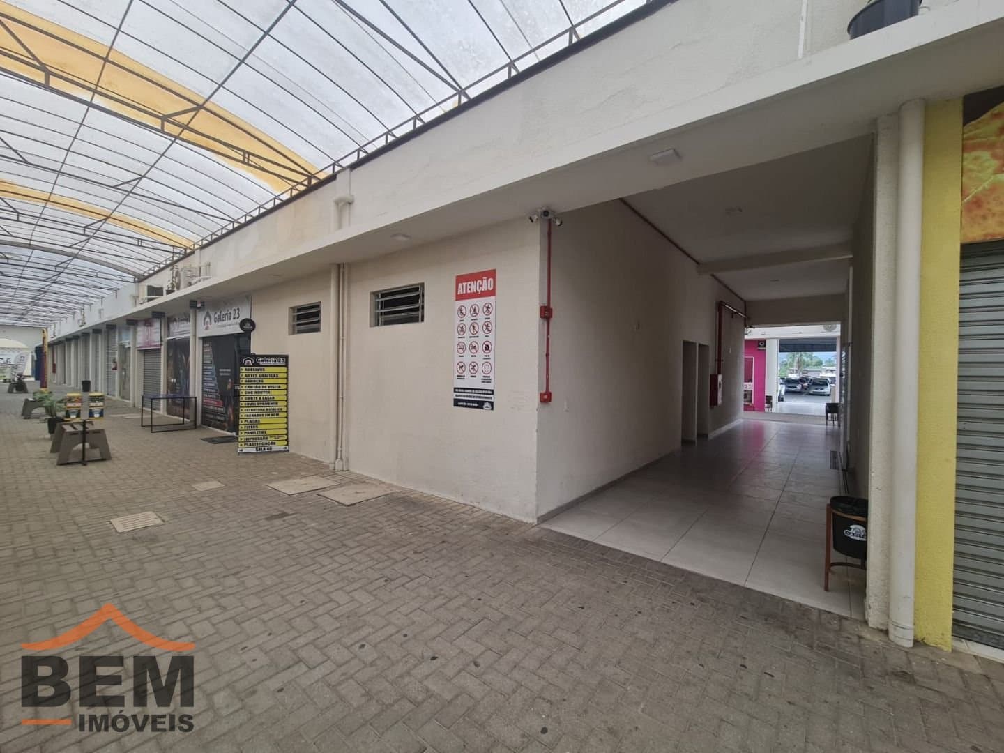 Salas/Conjuntos para Locação com 20m² no bairro Cedros, em Camboriú: 09- VISTA