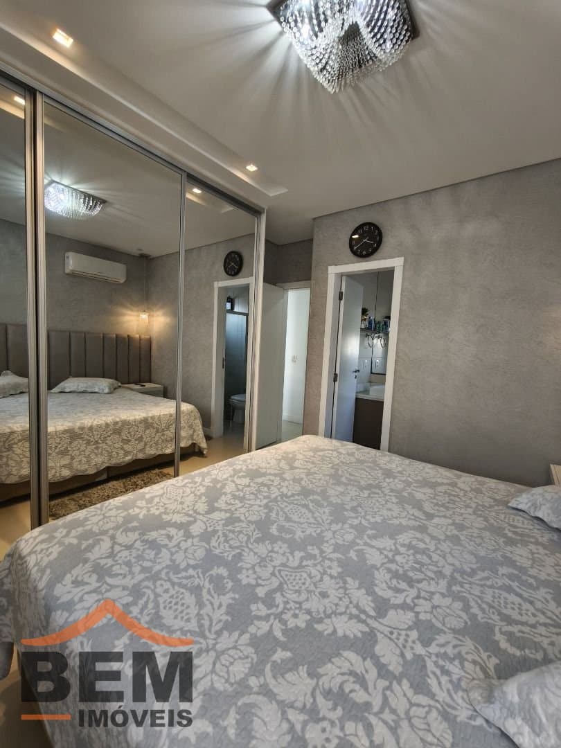 Apartamento para Venda com 2 quartos e 90m² no bairro Centro, em Balneário Camboriú