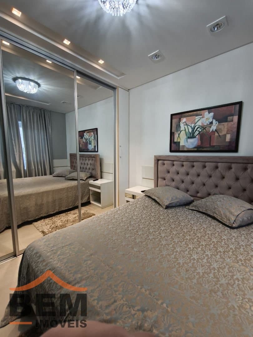 Apartamento para Venda com 2 quartos e 90m² no bairro Centro, em Balneário Camboriú
