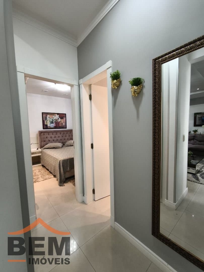 Apartamento para Venda com 2 quartos e 90m² no bairro Centro, em Balneário Camboriú