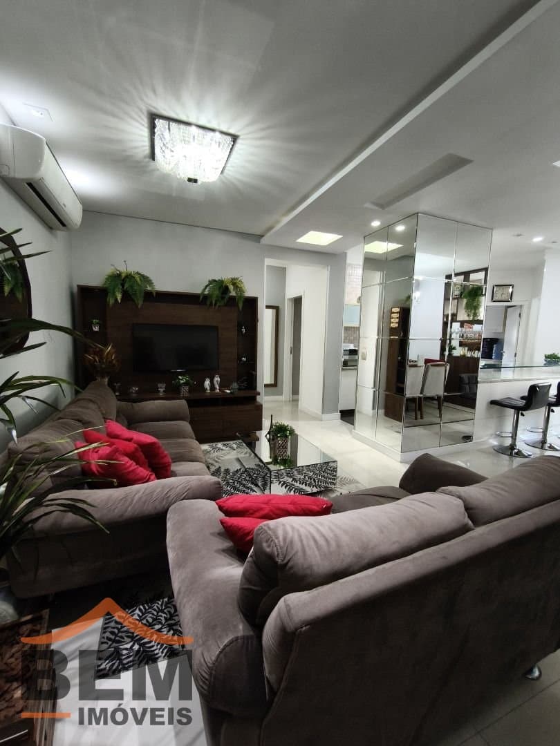 Apartamento para Venda com 2 quartos e 90m² no bairro Centro, em Balneário Camboriú