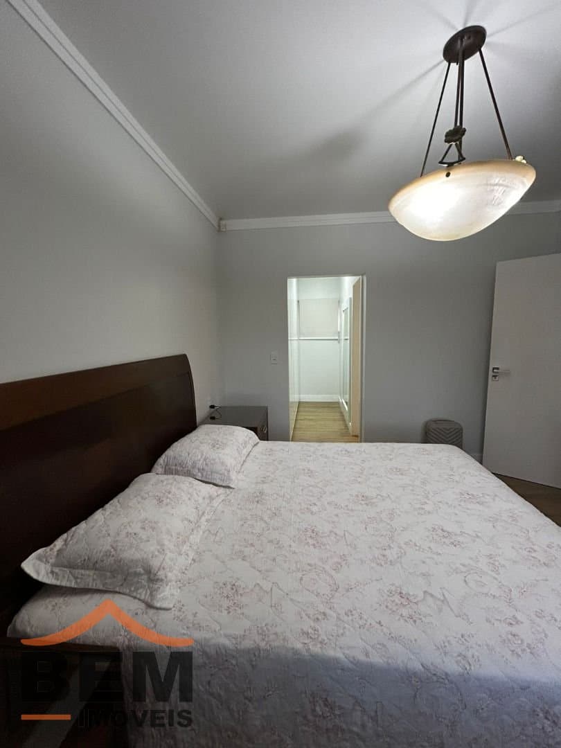 Casa para Venda com 3 quartos e 257m² no bairro Vila Operária, em Itajaí