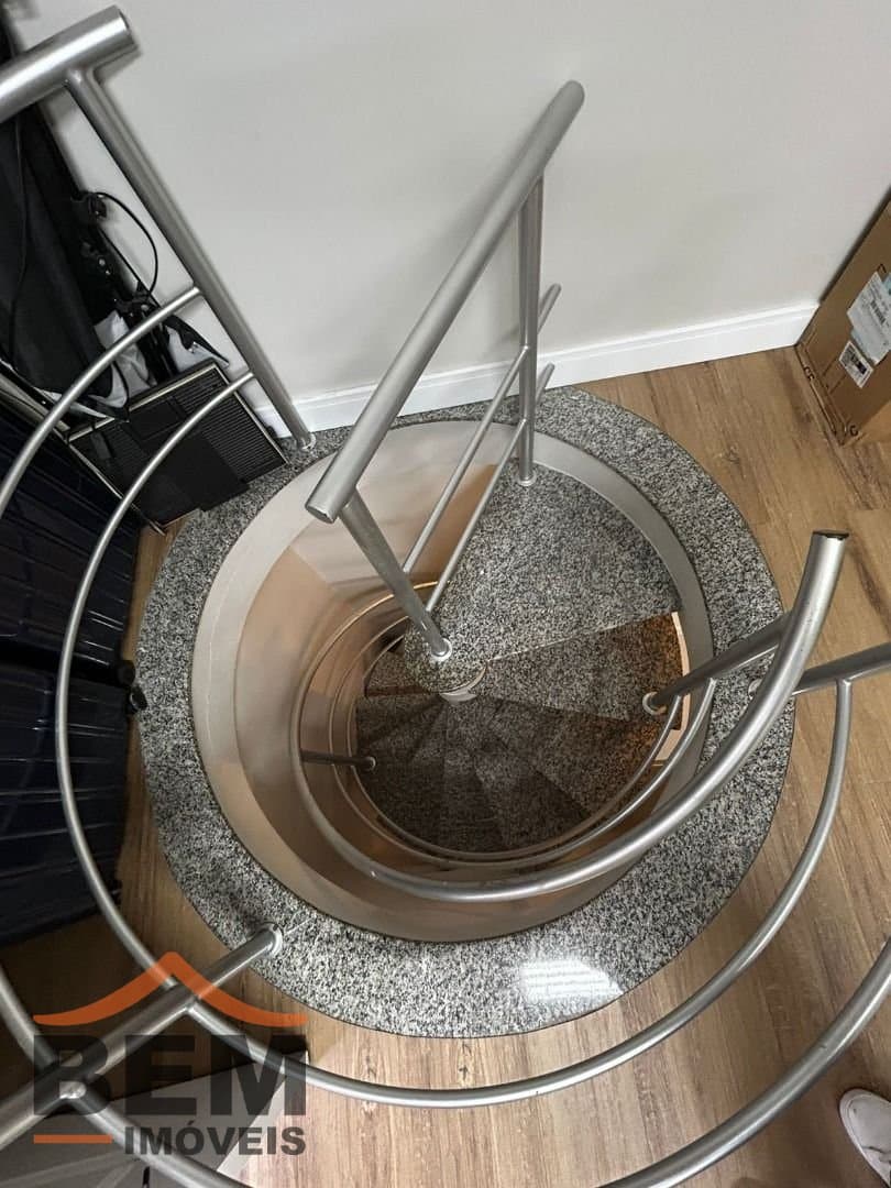 Casa para Venda com 3 quartos e 257m² no bairro Vila Operária, em Itajaí