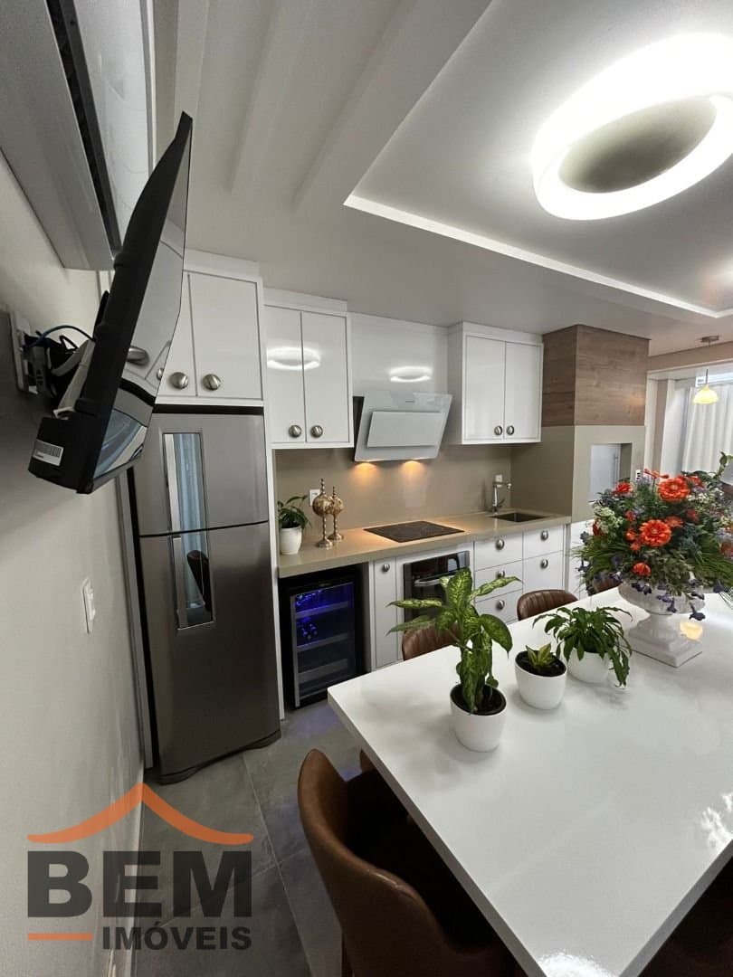 Casa para Venda com 3 quartos e 257m² no bairro Vila Operária, em Itajaí