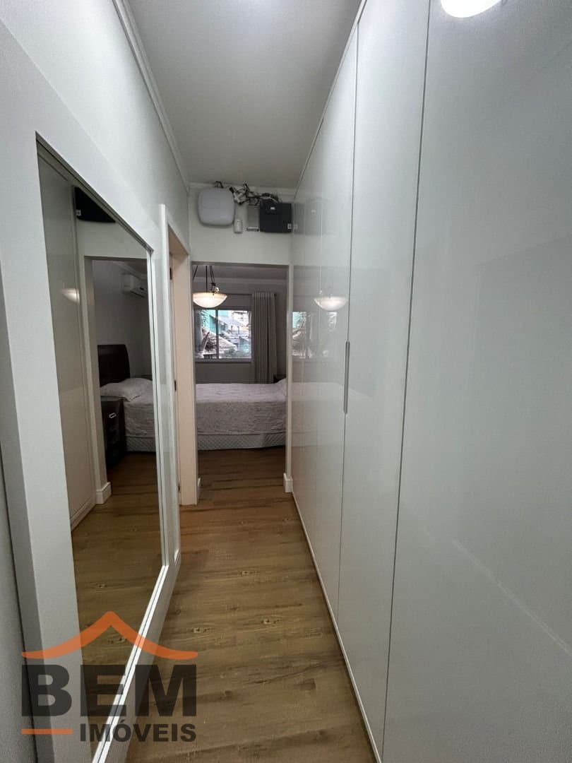 Casa para Venda com 3 quartos e 257m² no bairro Vila Operária, em Itajaí