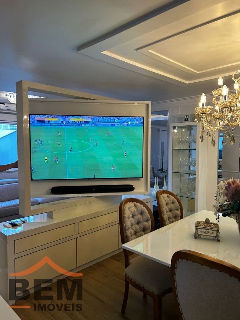 Casa para Venda com 3 quartos e 257m² no bairro Vila Operária, em Itajaí