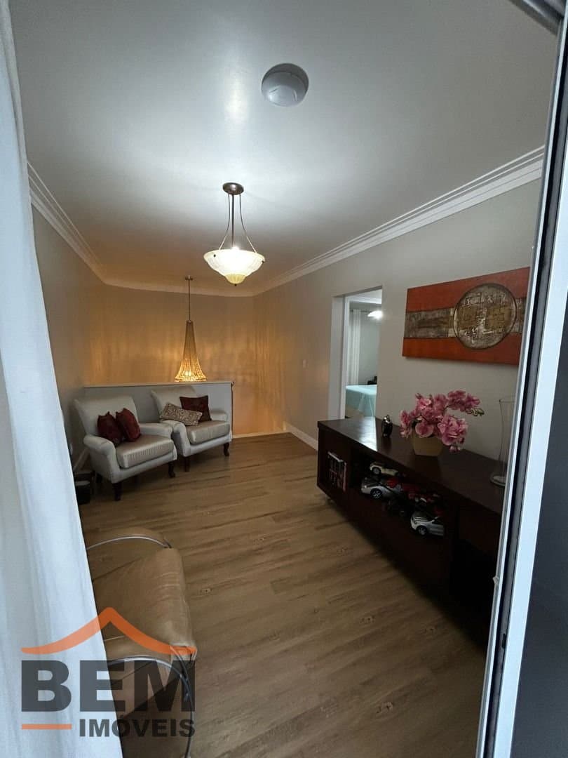 Casa para Venda com 3 quartos e 257m² no bairro Vila Operária, em Itajaí