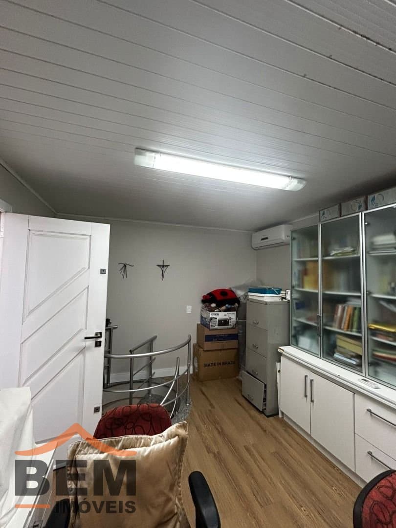 Casa para Venda com 3 quartos e 257m² no bairro Vila Operária, em Itajaí