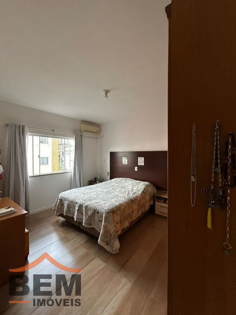 Casa para Venda com 3 quartos e 340m² no bairro Centro, em Itajaí