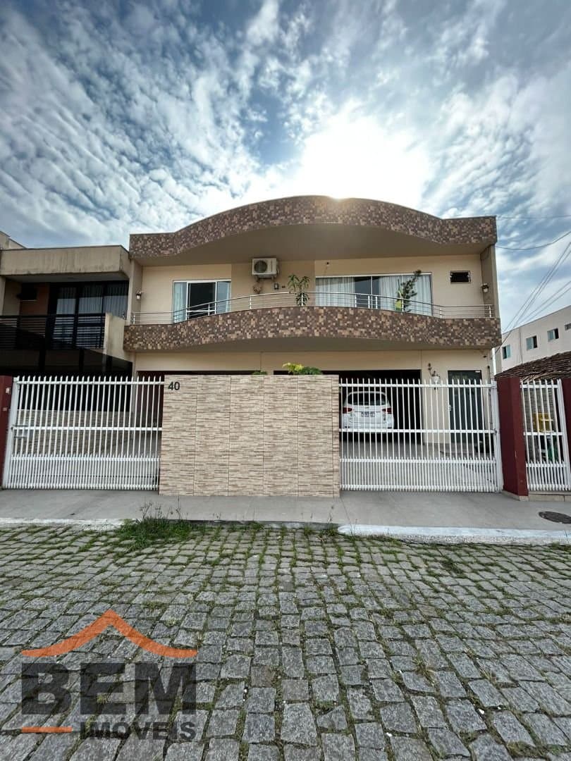 Casa para Venda com 3 quartos e 340m² no bairro Centro, em Itajaí