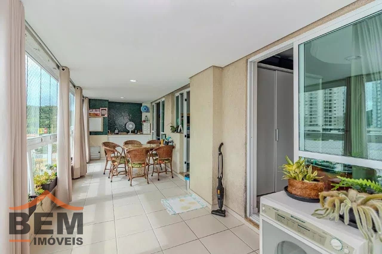 Apartamento para Venda com 3 quartos e 106m² no bairro Centro, em Balneário Camboriú