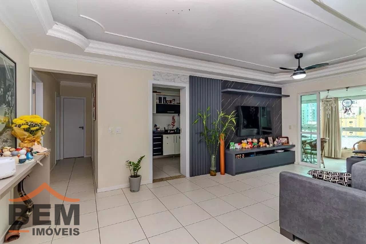 Apartamento para Venda com 3 quartos e 106m² no bairro Centro, em Balneário Camboriú