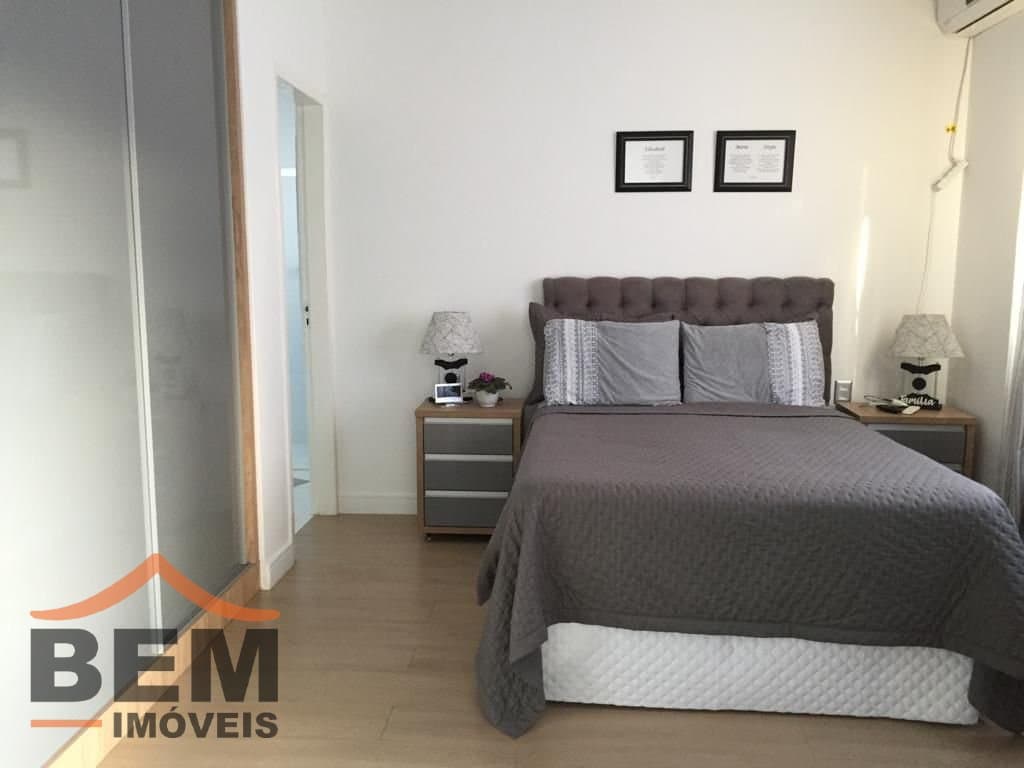 Casa para Venda com 3 quartos e 156m² no bairro Dom Bosco, em Itajaí