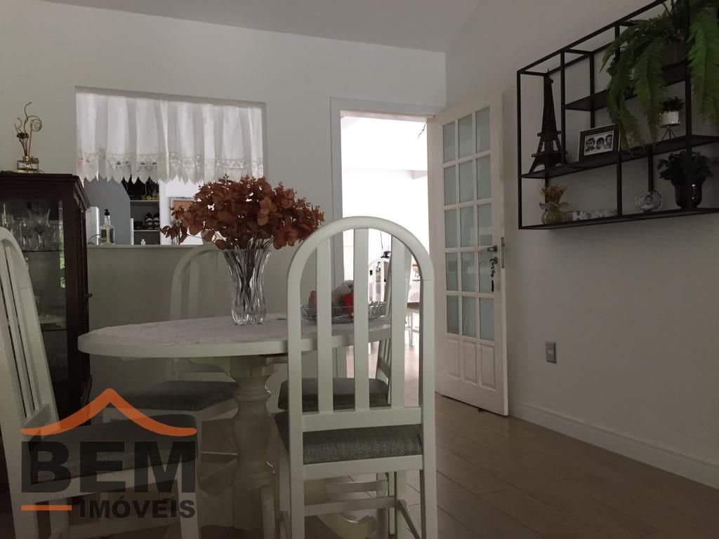 Casa para Venda com 3 quartos e 156m² no bairro Dom Bosco, em Itajaí