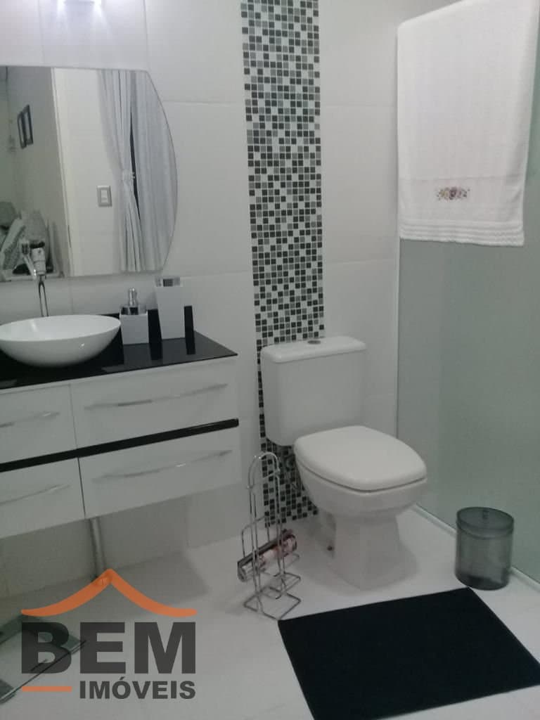 Casa para Venda com 3 quartos e 156m² no bairro Dom Bosco, em Itajaí