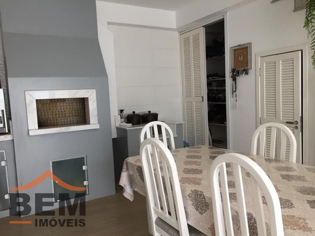 Casa para Venda com 3 quartos e 156m² no bairro Dom Bosco, em Itajaí