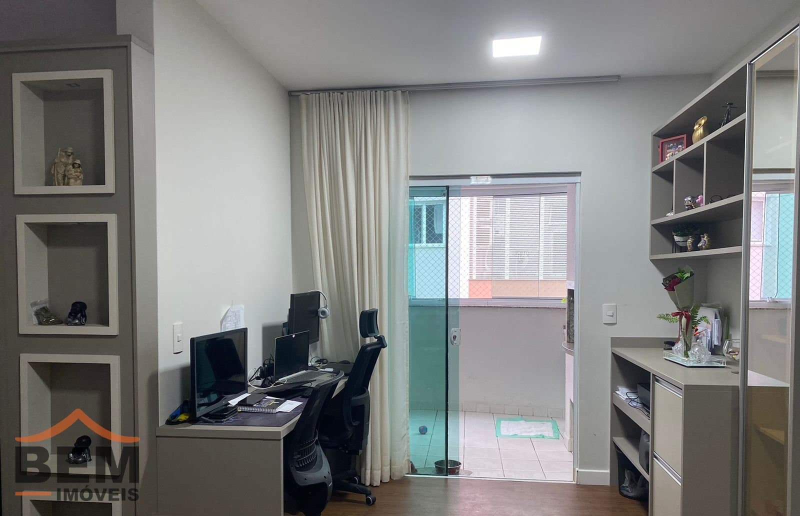 Apartamento para Venda com 3 quartos e 100m² no bairro Centro, em Itajaí