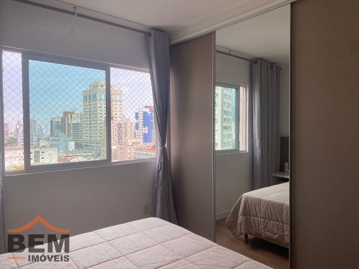 Apartamento para Venda com 3 quartos e 100m² no bairro Centro, em Itajaí