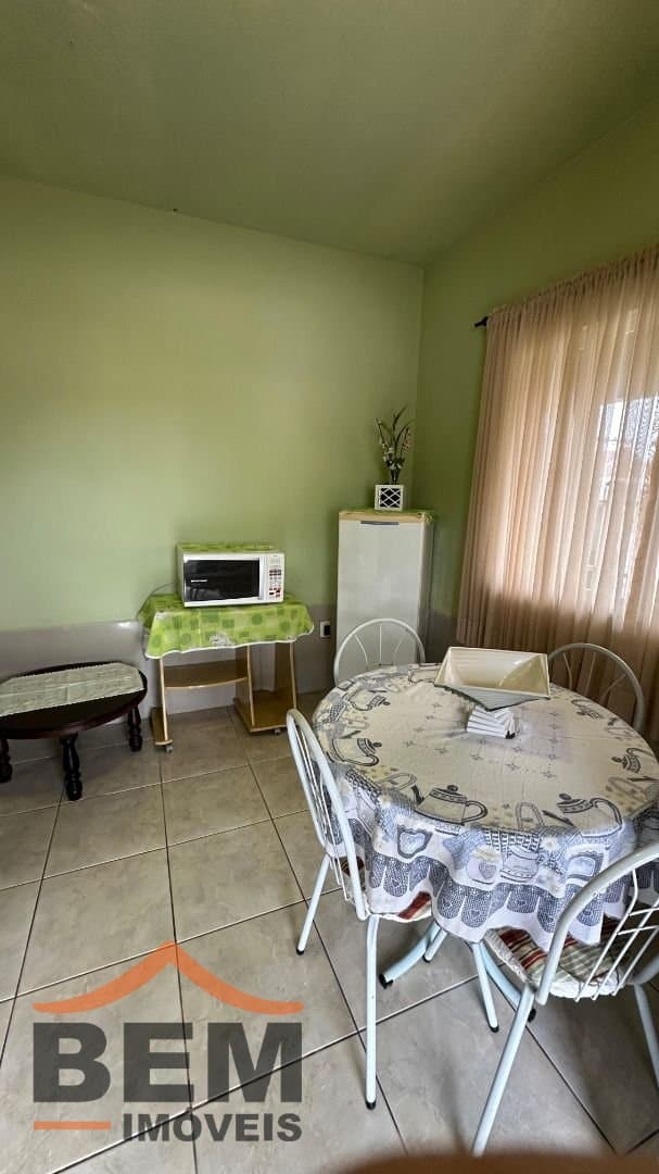 Casa para Venda com 3 quartos e 210m² no bairro Zimbros, em Bombinhas
