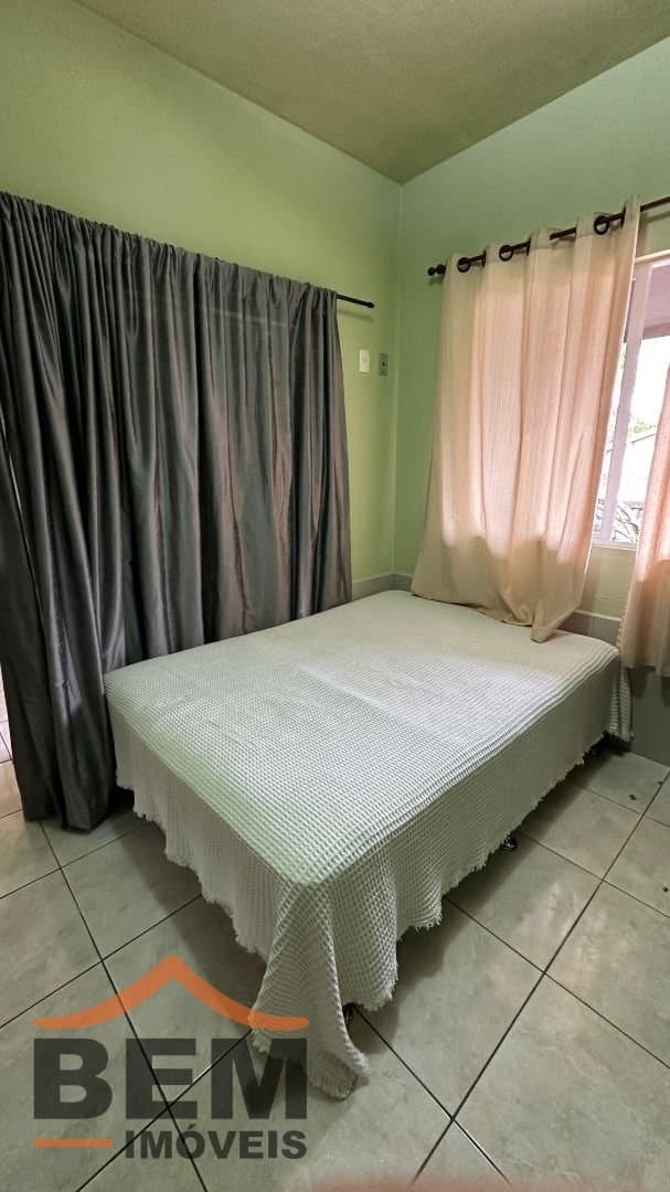 Casa para Venda com 3 quartos e 210m² no bairro Zimbros, em Bombinhas
